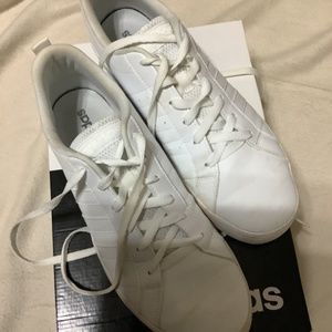 Adidas Men’s Racer size 10.5